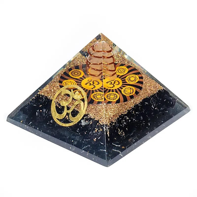 Orgonitová čakrová pyramida – černý turmalín se symbolem Óm