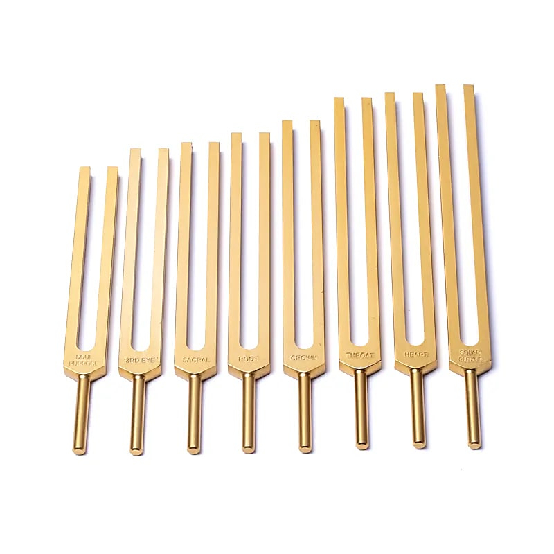 Sada 8 laděnek pro čakry – zlaté, bez závaží (Unweighted)