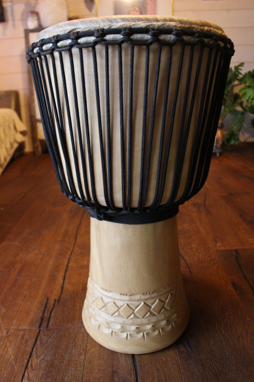 Djembe Guinea Melina M Výška 48-50 cm, průměr 20-24 cm